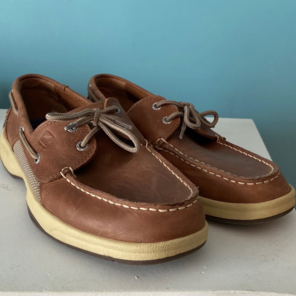 Sperry topsiders